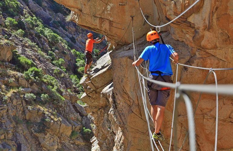 Via Ferrata : parcours majestueux et sécurisé en Corse-du-Sud
